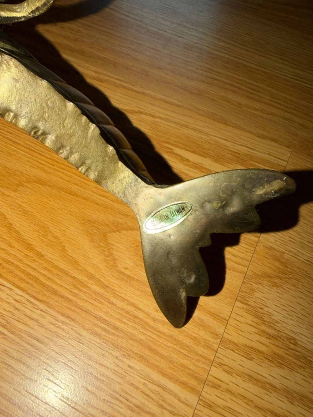 Vintage Brass Lobster Sculpture - Coastal Home Accent - Picture 5 of 6